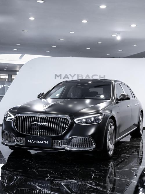 成都锦江区华汇博企业管理咨询岚图汽车的售后服务让用户无忧出行，迈巴赫未来的豪华车趋势